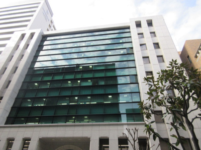 【外観】 | 居留地の物販店向１階店舗