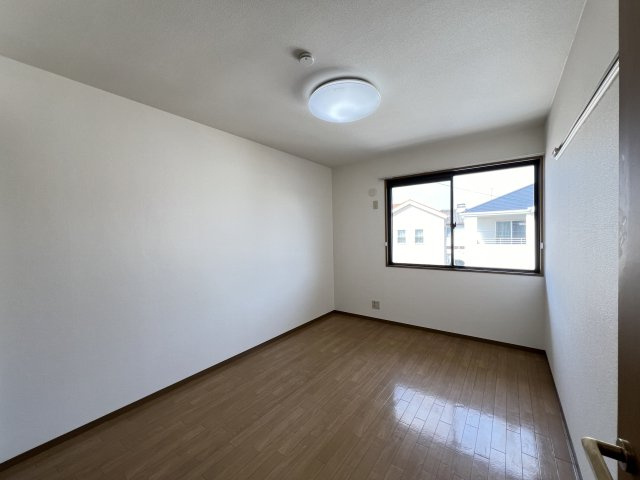 セジュール碧Eの居間・リビング|北洋室6帖