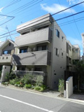 R FLATの画像