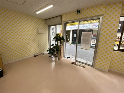 【ロビー】 | （一般）知花アパート