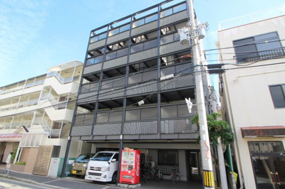 【外観】 | ペンギンメディアボックス