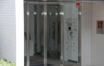 【エントランス】 | ドレッセ荏田北マリス | 東急田園都市線「江田」駅徒歩4分の好立地！「あざみ野」駅徒歩10分の2駅利用可能！