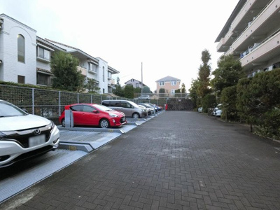 【駐車場】 | 港北ファミールガーデンＪ棟