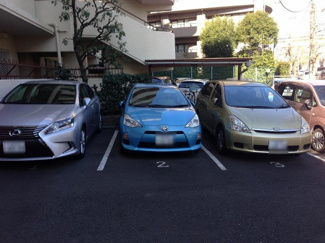 【駐車場】