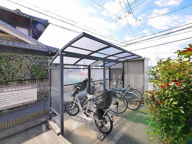 ウィルモア柏木のその他共用部分|屋根付き駐輪場
