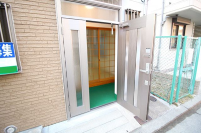 【玄関】 | 神楽町　貸家