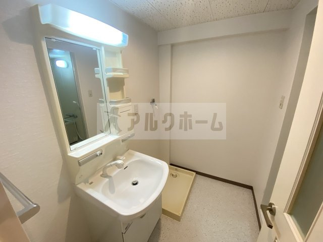 エクセレンスの洗面所|エクセレンス（藤井寺市）　脱衣所