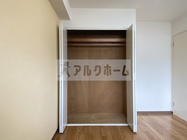 エクセレンスの収納|エクセレンス（藤井寺市）　クローゼット
