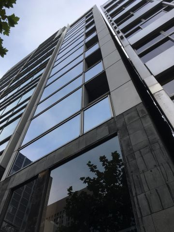 正直屋ビルの外観