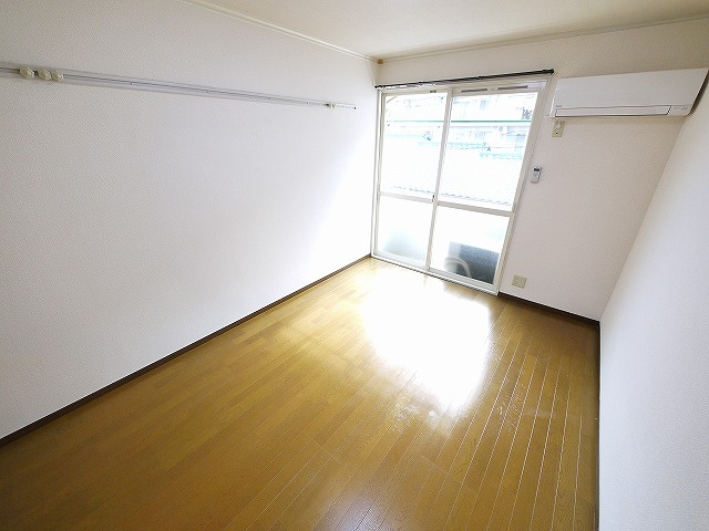 エスポワールウノの居間・リビング