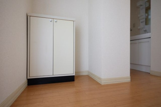 【収納】 | ヴィルドミール | 下駄箱もあります。