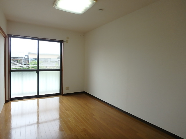 アピネス　A棟の洋室|A3の写真