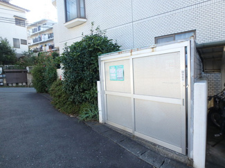 【その他共用部分】 | 敷地内ゴミ置き場