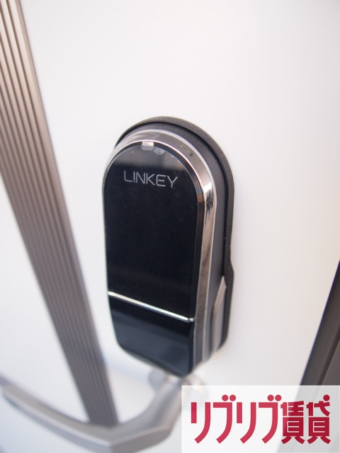 アージュドール桜木の玄関