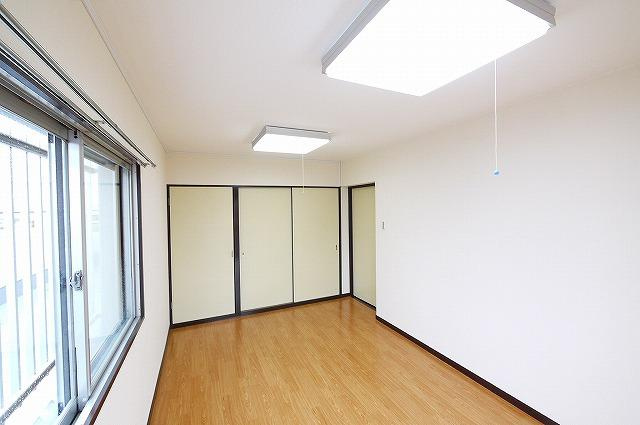 武田マンションの洋室|きれいな洋室です