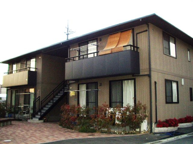 倉敷市新田のアパートの外観