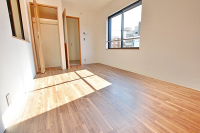 【洋室】 | ハウズライフ本厚木駅前館