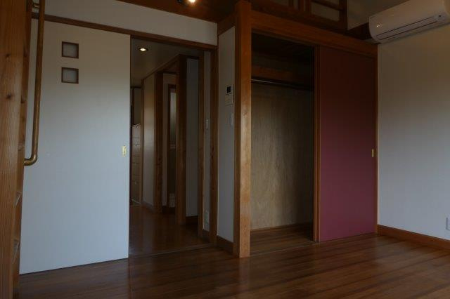 ソレイユ倉敷川の洋室