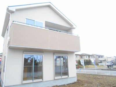 【外観】 | 杉戸　堤根　全3棟　3号棟　102坪　新築 | １００坪の敷地。新築。東京通勤圏内なのに。2390万円。堂々と。駐車並列3台。