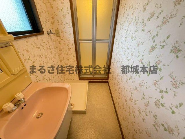 日の出マンションの洗面所