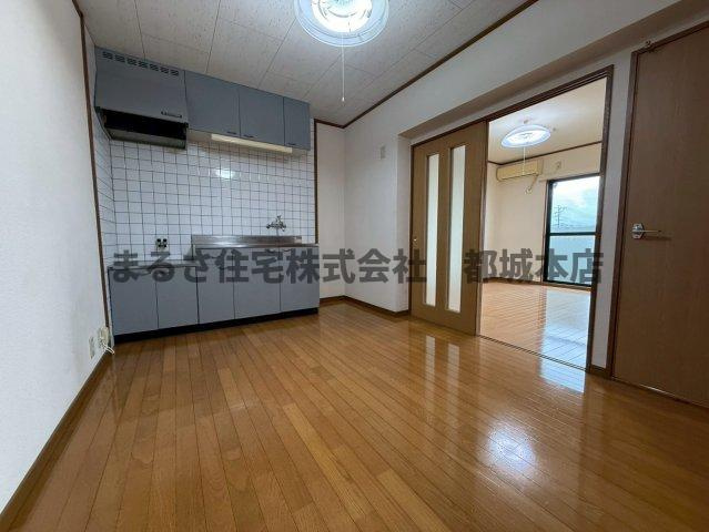 日の出マンションのキッチン