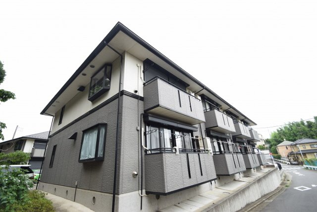 ヴィラージュコート壱番館の外観|南向きの建物です