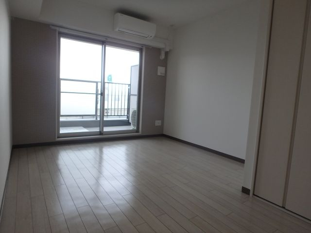 ラ・フォーレ久宝園の洋室