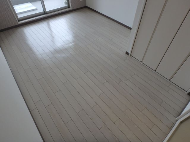 ラ・フォーレ久宝園の洋室