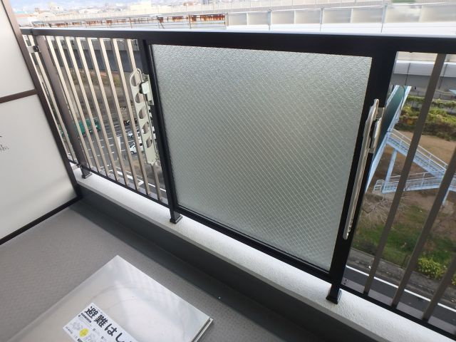 ラ・フォーレ久宝園のバルコニー