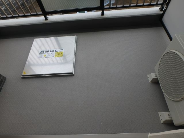 ラ・フォーレ久宝園のバルコニー