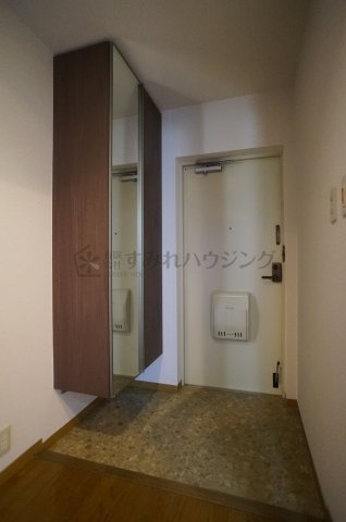 メルベーユ宝塚の玄関