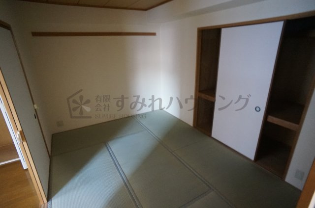 メルベーユ宝塚の和室