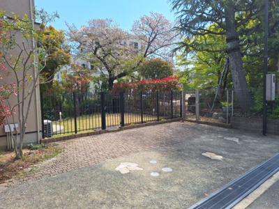 【駐車場】 | 殿山町貸戸建