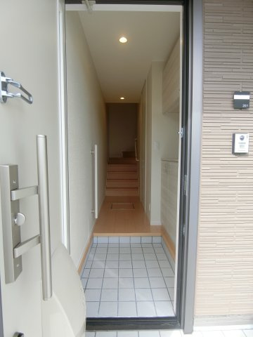 アトリエールⅡの玄関