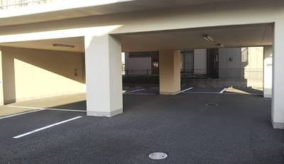 【エントランス】 | エメラルドシティー