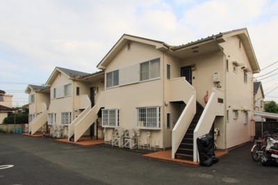 【外観】 | ドエルスカイ | 白を基調としたキレイな建物です