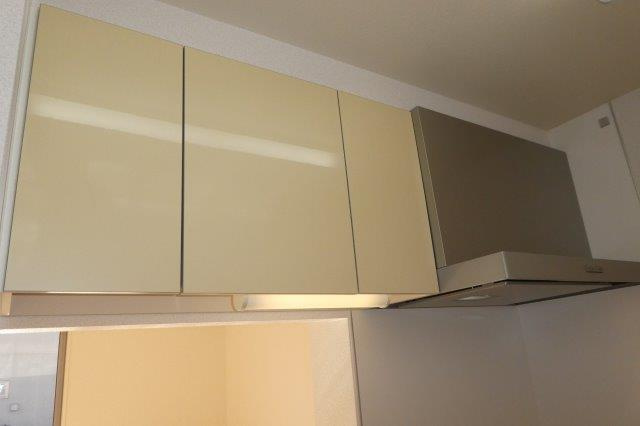 ヴァン・パサージュAのキッチン|キッチン上収納