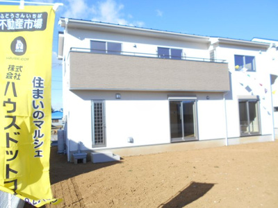 【外観】 | 杉戸　堤根　全3棟　1号棟　102坪　新築　ラスト2棟 | 1号棟。102坪の敷地。新築。東京通勤圏内なのに。2490万円。堂々と。駐車並列3台以上。18帖ＬＤＫ。