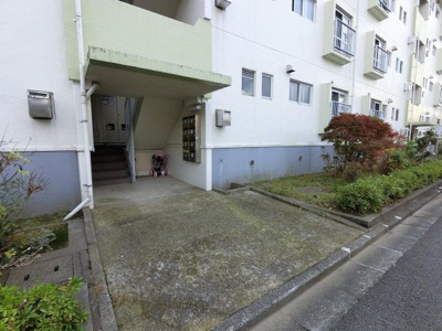 【エントランス】 | 上中里団地29号棟