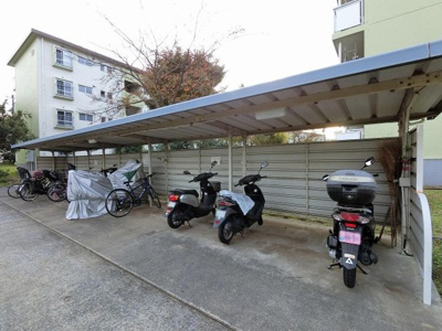 【その他共用部分】 | 上中里団地29号棟 | バイク置場