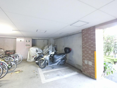 【その他共用部分】 | クリオ大師公園南壱番館 | バイク置場