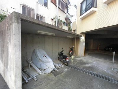 【その他共用部分】 | アルシオン宮崎台 | バイク置き場