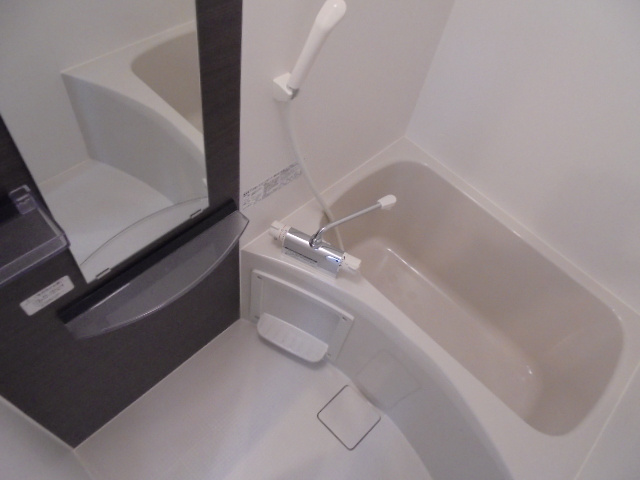 リブリ・國見の浴室