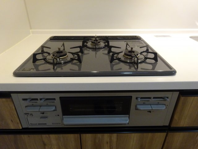 コスモリード篠崎駅前のキッチン