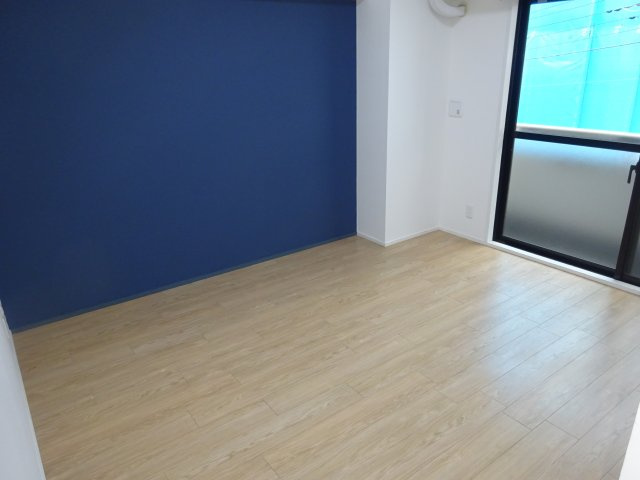 コスモリード篠崎駅前の洋室