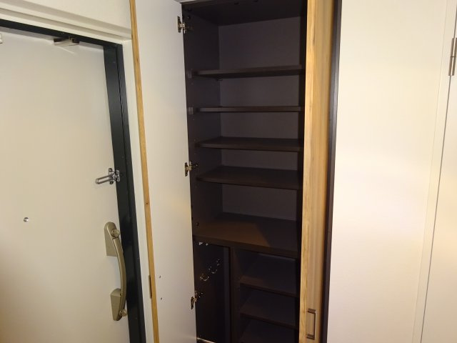 コスモリード篠崎駅前の収納