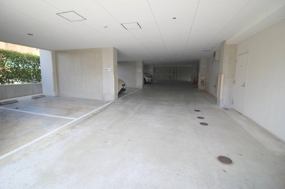 【駐車場】 | メゾン・ユートピアARAKI