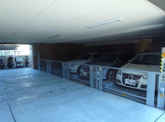 【駐車場】