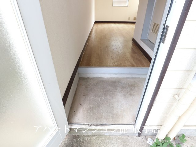 ラフォーレ中原の玄関