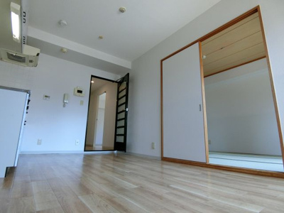 【居間・リビング】 | ステラ北梅田